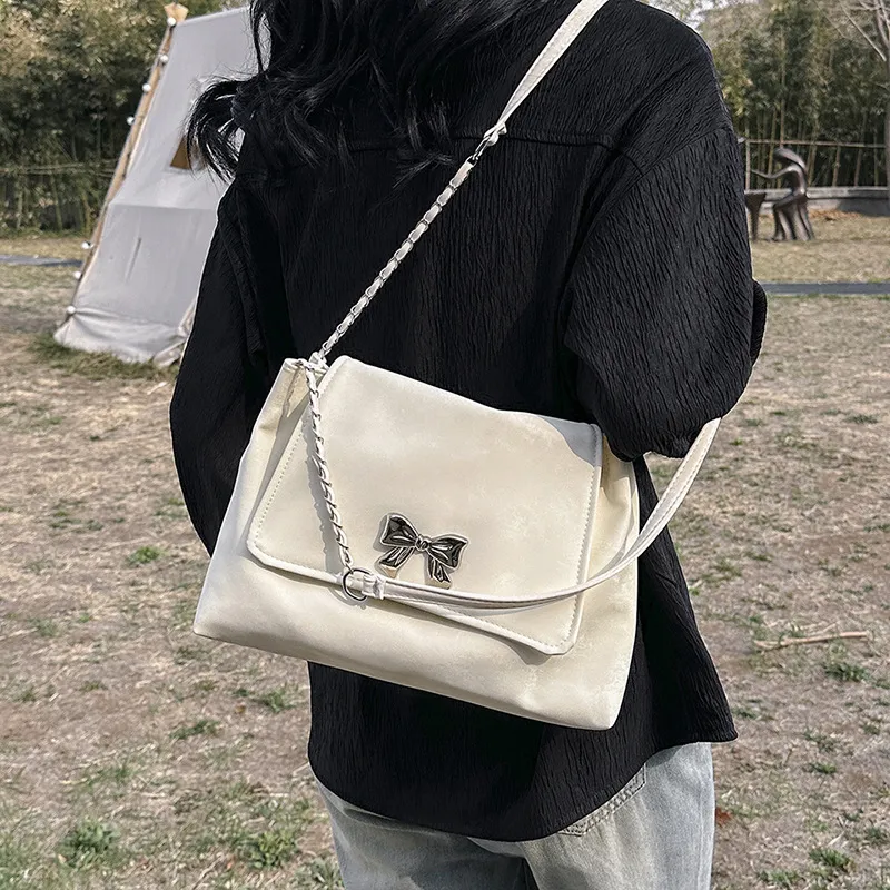 NX DOUGHNUT PU Shoulder Bag Regular Women's White/Black/Blue/Pink-18