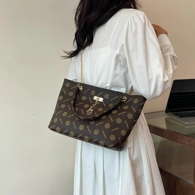 NX DOUGHNUT PU Shoulder Bag Regular Women's White/Dark Brown/Yellow Brown-19