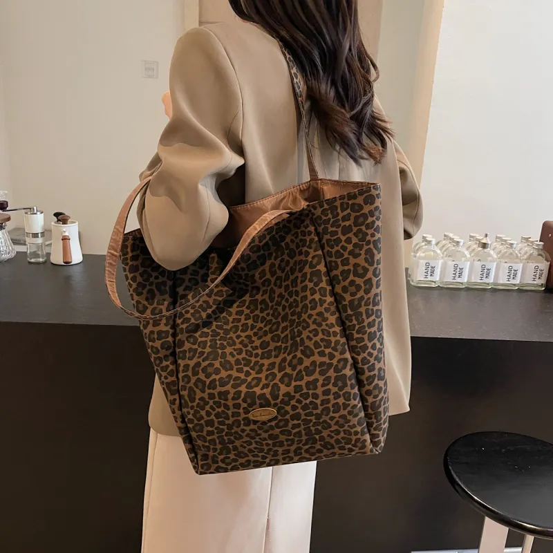 NX DOUGHNUT Flannelette Tote Bag, Shopping Bag, Handbag, Shoulder Bag Regular Women's Multicolor-17