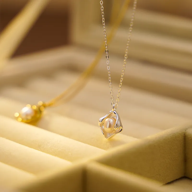 High Quality S925 Silver Necklace Fashion Collarbone Necklace Women's Silver Niche Luxury Refined Necklace-2