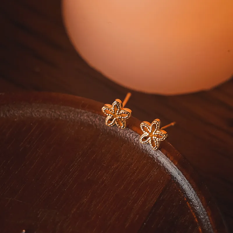 ZURY S925 Silver Stud Earrings Women's Gold-4