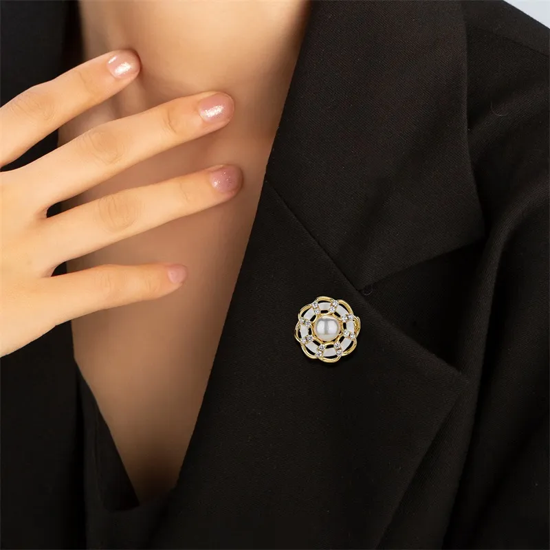 Mofei Freshwater Pearl Brooches Unisex-2