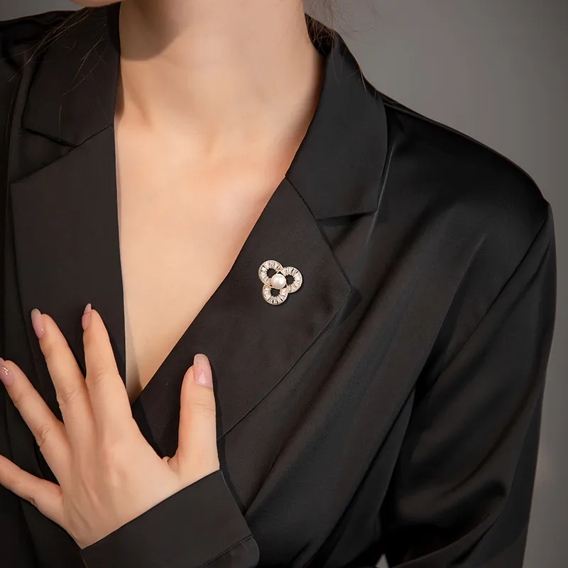 Mofei Freshwater Pearl Brooches Women's-6