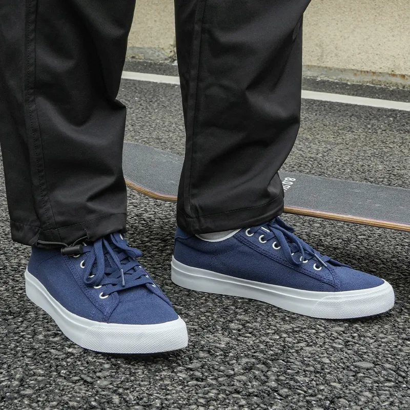 GOLUCK Lightweight And Breathable Low Top Skateboard Shoes Unisex Galaxy Blue-8