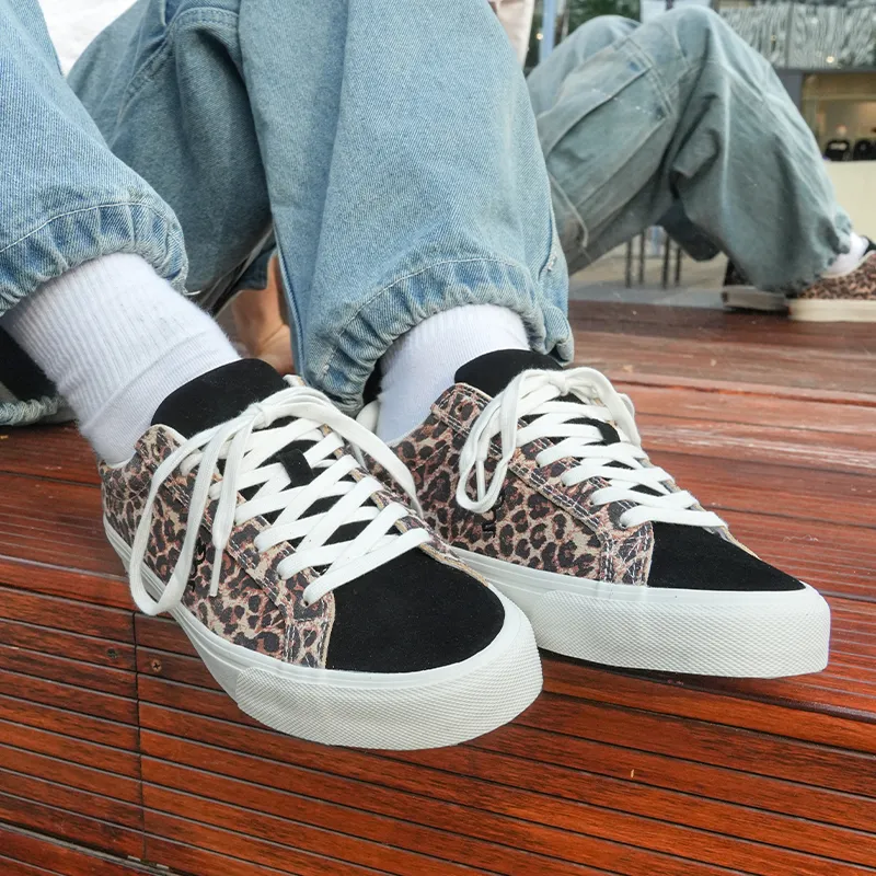 GOLUCK Cushioning, Wear Resistant Low Top Skateboard Shoes Unisex Leopard-2