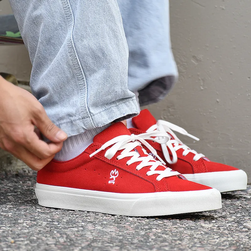 GOLUCK Big Dipper Low Top Skateboard Shoes Unisex Red-5