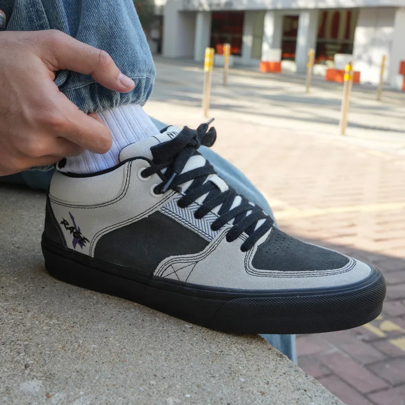GOLUCK Rock Black Coverage Thermal Abrasion Resistant Mid Top Skateboard Shoes Unisex Black Gray-1