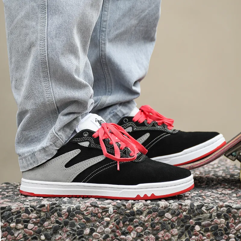 GOLUCK Coverage Cushioning Abrasion Resistant Low Top Skateboard Shoes Unisex Black Gray Pink-2