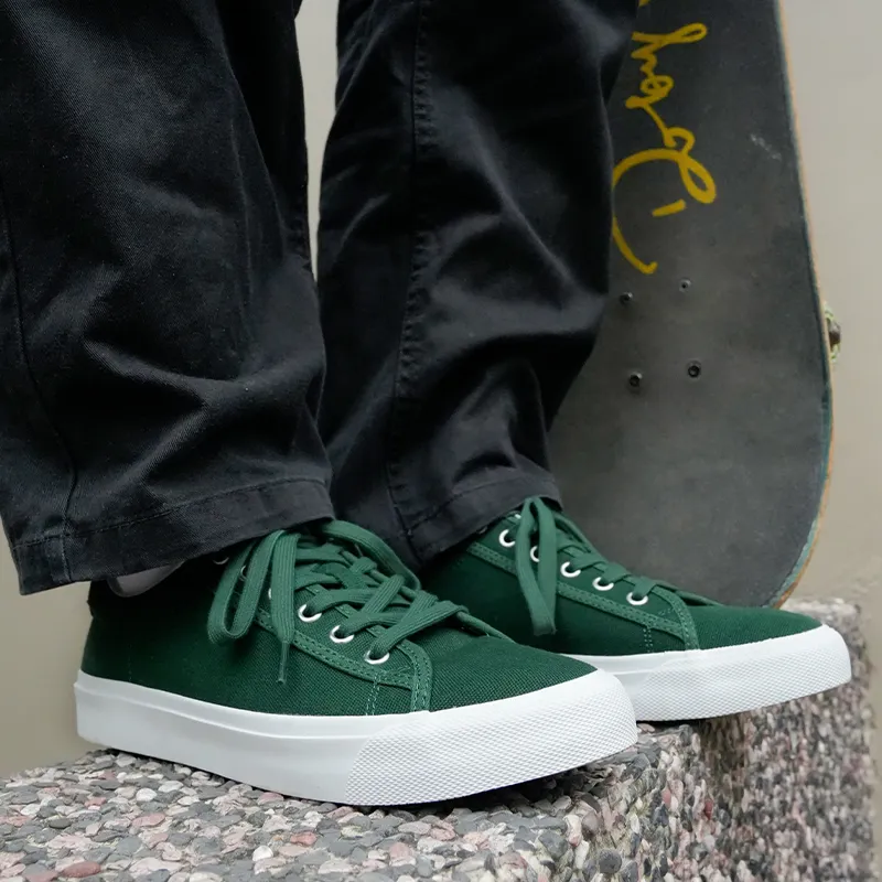 GOLUCK Lightweight And Breathable Low Top Skateboard Shoes Unisex Forest Green-2