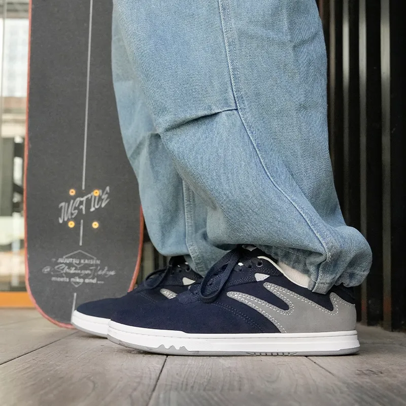 GOLUCK Cushioning, Wear Resistant Low Top Skateboard Shoes Unisex Blue Gray-1
