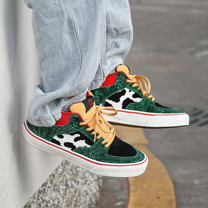 GOLUCK Low Top Skateboard Shoes Unisex Black Pine Green-4