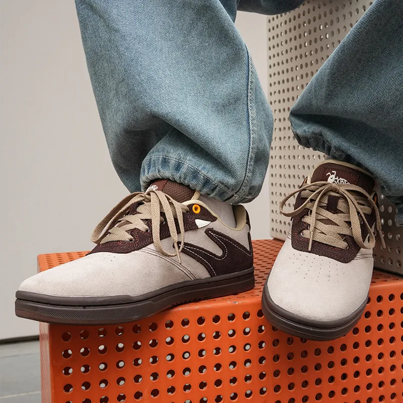 GOLUCK Cushioning, Wear Resistant Low Top Skateboard Shoes Unisex Gray Brown-3