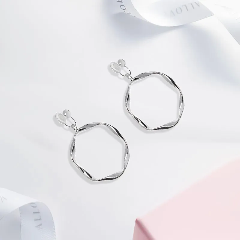Inkopper Alloy Clip On Earrings Women's-3