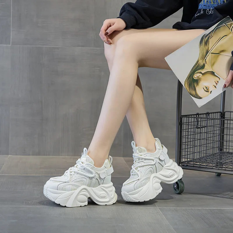 Shangjinni Cushioning Anti-Slip Wear-Resistant Breathable Lightweight Height Increasing Low-Top Chunky Sneakers Women's-1