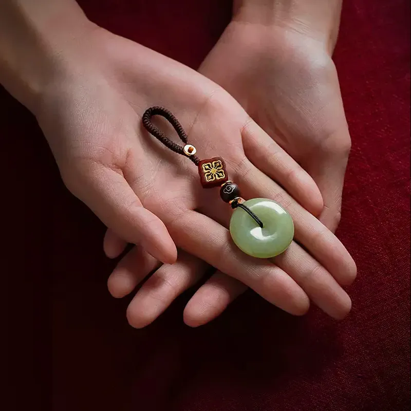 GOLDFISH ALLEY Keychains Pale Greenish White Jade Unisex-2