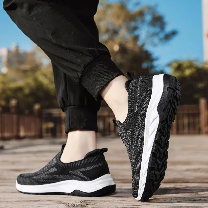Warrior Soft Sole Elderly Shoes Lightweight Low Top Casual Shoes Unisex Black-7