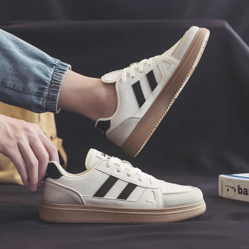 Warrior Students Elegance Casual White Sneakers Wear resistant And Lightweight Low Top Skateboard Shoes Unisex Khaki-5