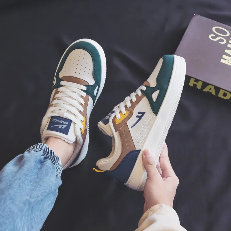 Warrior Fleece Lined White Sneakers Warm And Lightweight Low Top Skateboard Shoes Men's Beige Green-6
