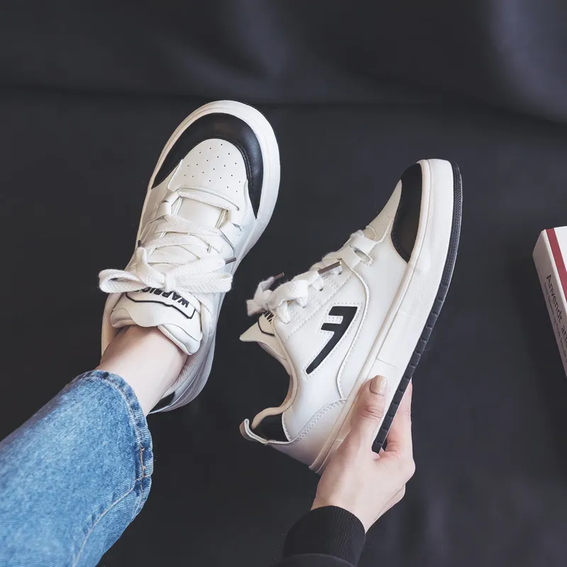 Warrior Warrior Students' White Sneakers Durable Lightweight And Breathable Low Top Skateboard Shoes Women's Black-10