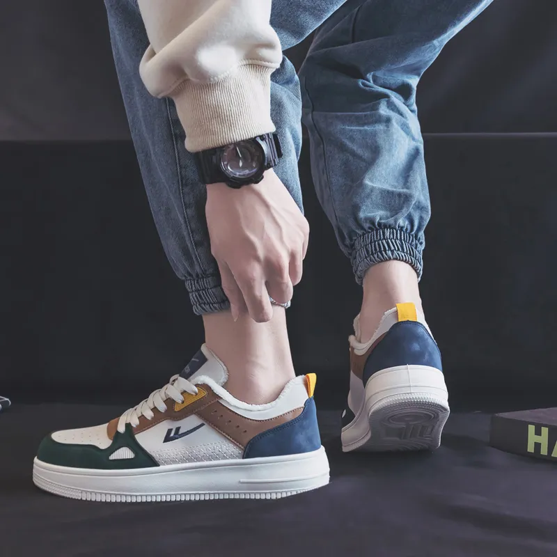 Warrior Fleece Lined White Sneakers Warm And Lightweight Low Top Skateboard Shoes Men's Beige Green-10