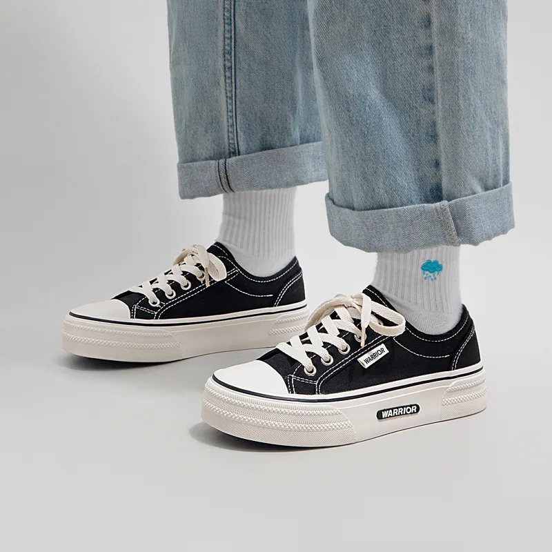 Warrior Low Top Canvas Shoes Women's Black-8