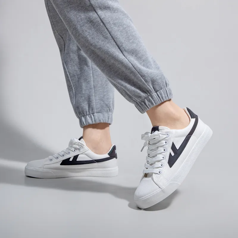 Warrior Ulzzang Trendy Versatile Low Top Skateboard Shoes Unisex White Black-8