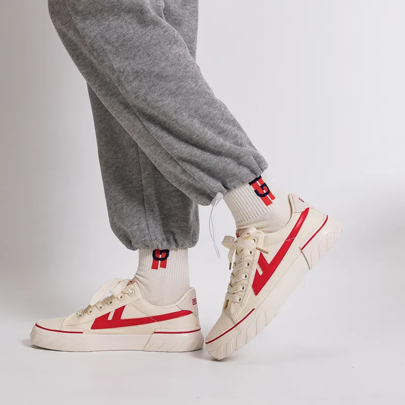Warrior Ulzzang Trendy Versatile Wear resistant And Lightweight Low Top Canvas Shoes Unisex Beige Red-5