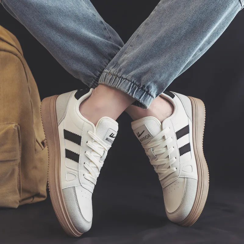 Warrior Students Elegance Casual White Sneakers Wear resistant And Lightweight Low Top Skateboard Shoes Unisex Khaki-9
