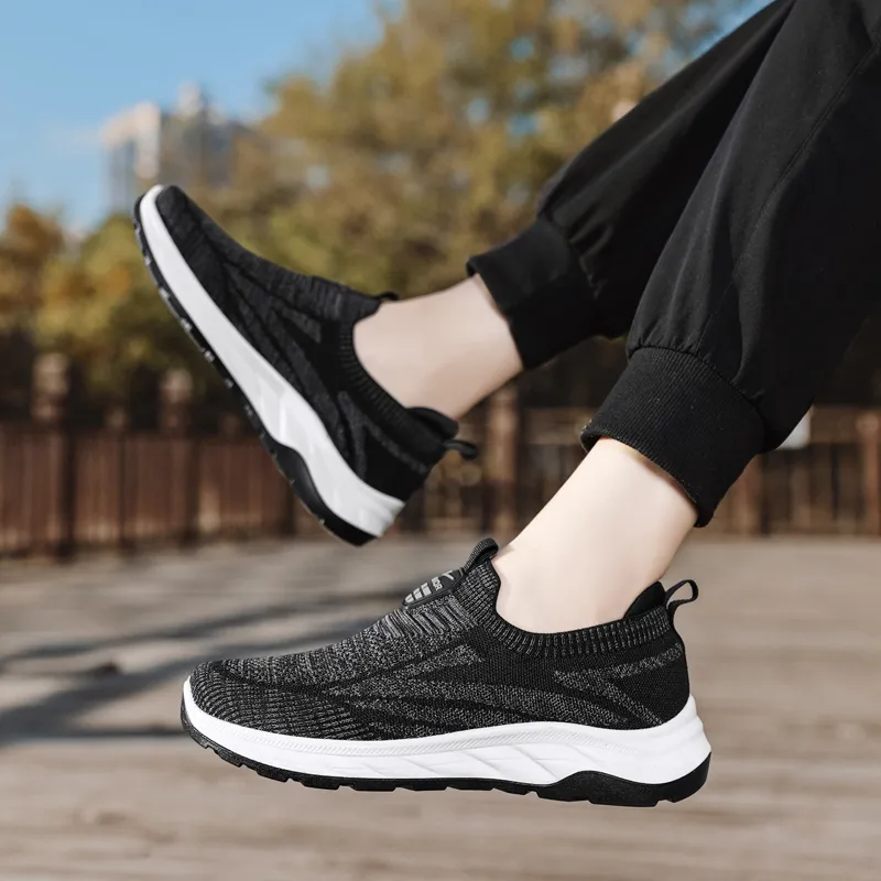 Warrior Soft Sole Elderly Shoes Lightweight Low Top Casual Shoes Unisex Black-6