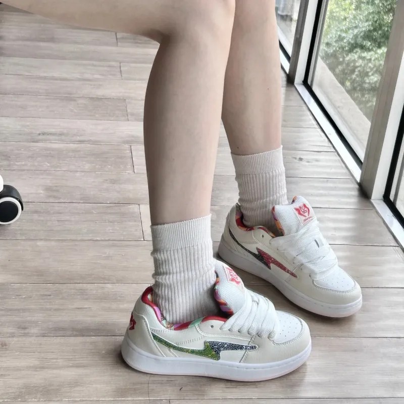 Cushioned Wear-Resistant Lightweight Low-Top Skateboard Shoes Women's Cashew Nut Color Element-3