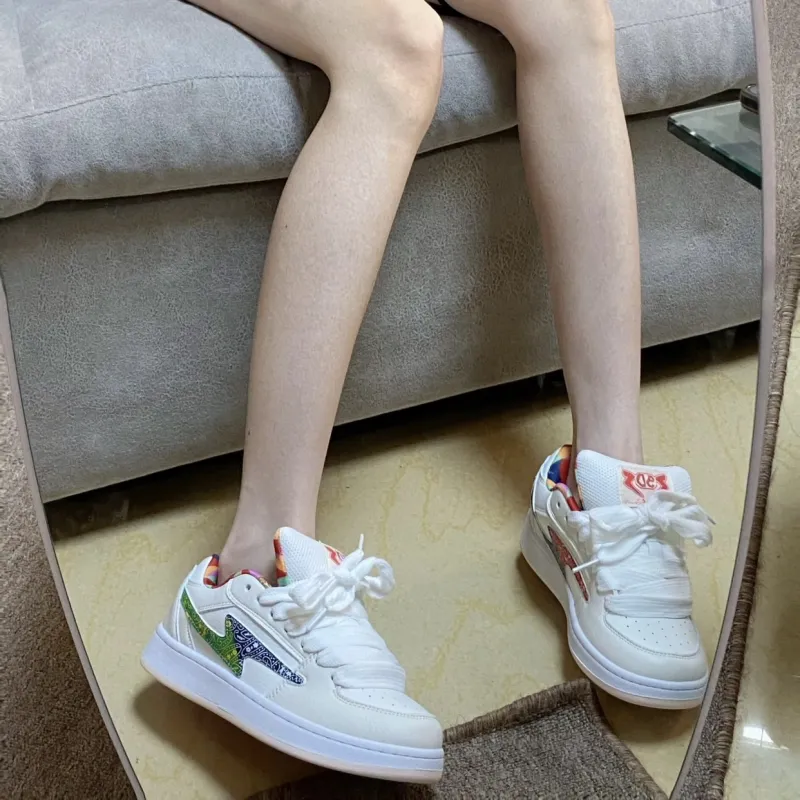 Cushioned Wear-Resistant Lightweight Low-Top Skateboard Shoes Women's Cashew Nut Color Element-2