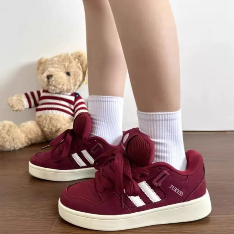 MXGM Slip Resistant Cushioning Wear Resistant Lightweight Low Top Skateboard Shoes Women's Burgundy-2