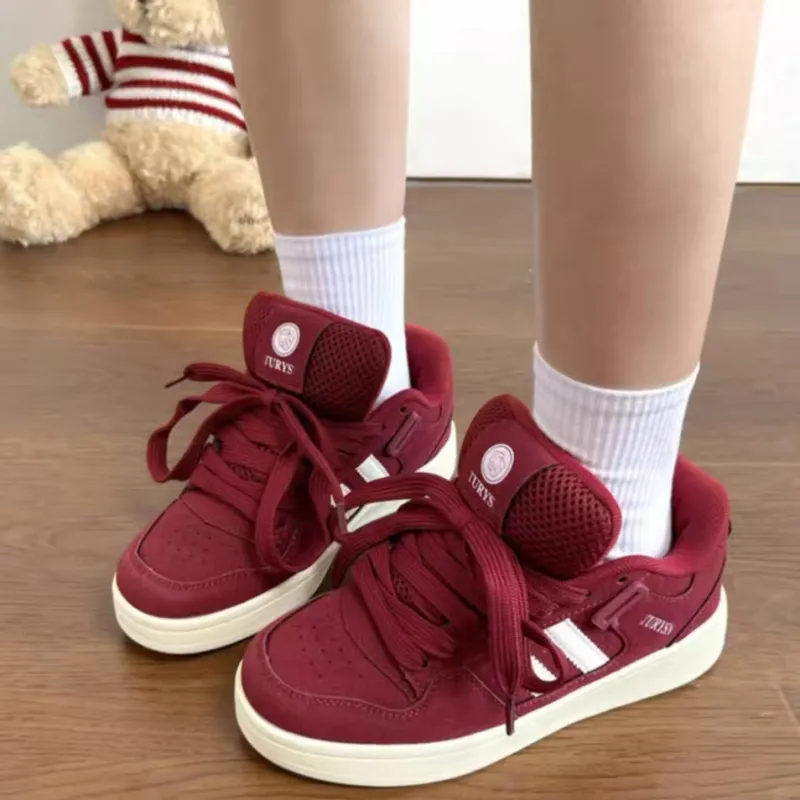 MXGM Slip Resistant Cushioning Wear Resistant Lightweight Low Top Skateboard Shoes Women's Burgundy-3