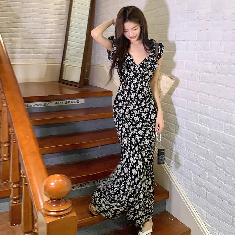 Vine Color Sleeveless Dress Women's Black-2