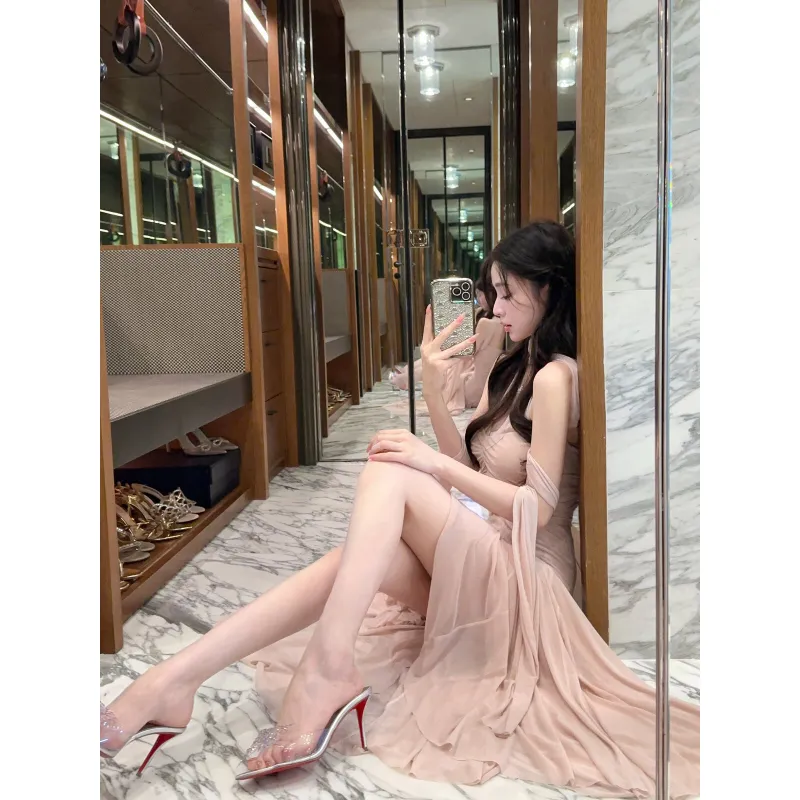 Udon House Sleeveless Dress Women's-1