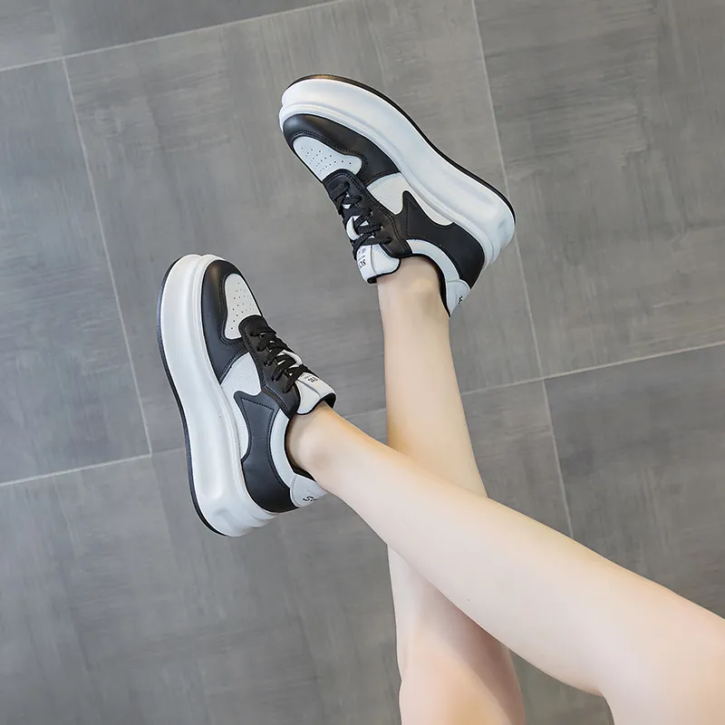 The Mystery Of Glamour Low Top Skateboard Shoes Women's-17