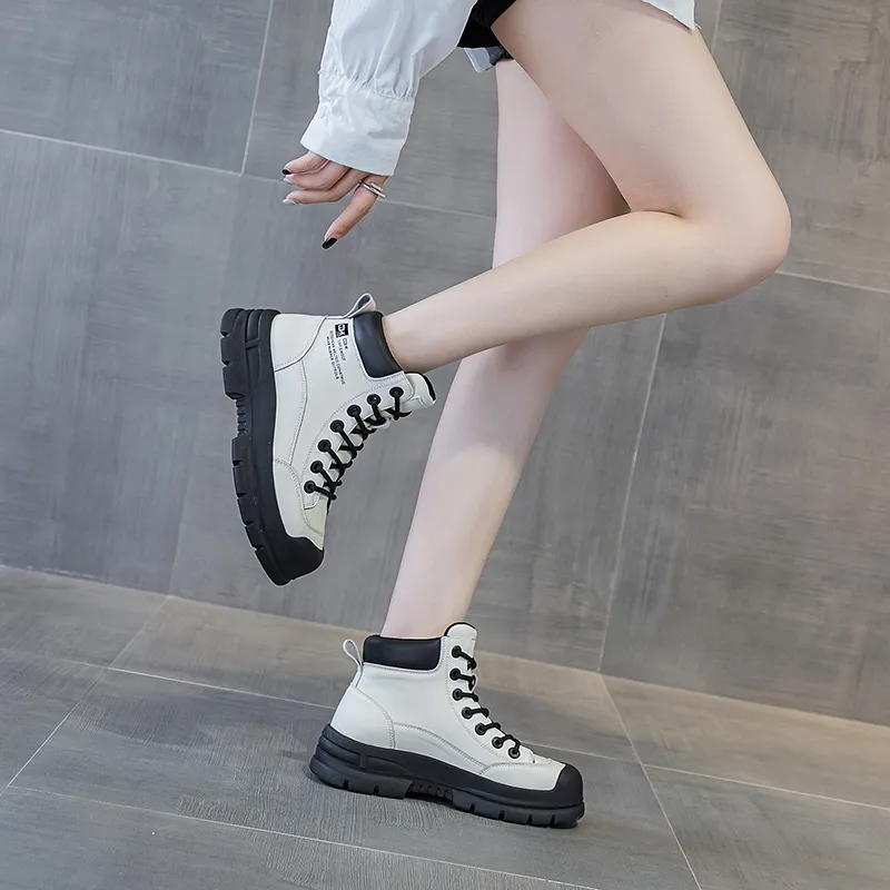 The Mystery Of Glamour Short Martin Boot 5.5CM Women's-11