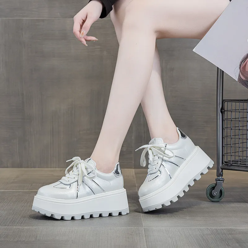 The Mystery Of Glamour Low Top Casual Shoes Women's-12