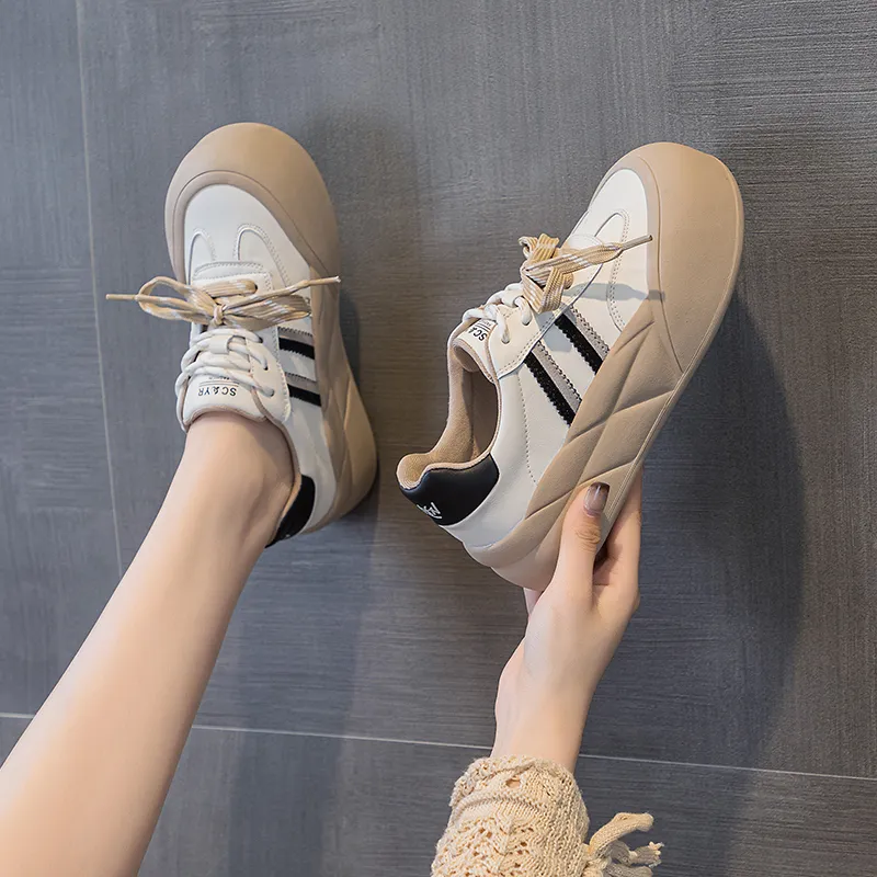 The Mystery Of Glamour Low Top Skateboard Shoes Women's-2