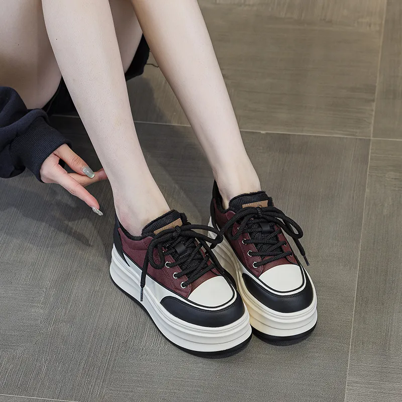 The Mystery Of Glamour Cushioning Low-Top Casual Shoes Women's-24