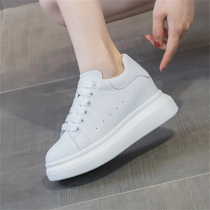 The Mystery Of Glamour Low-Top Casual Shoes Women's-14