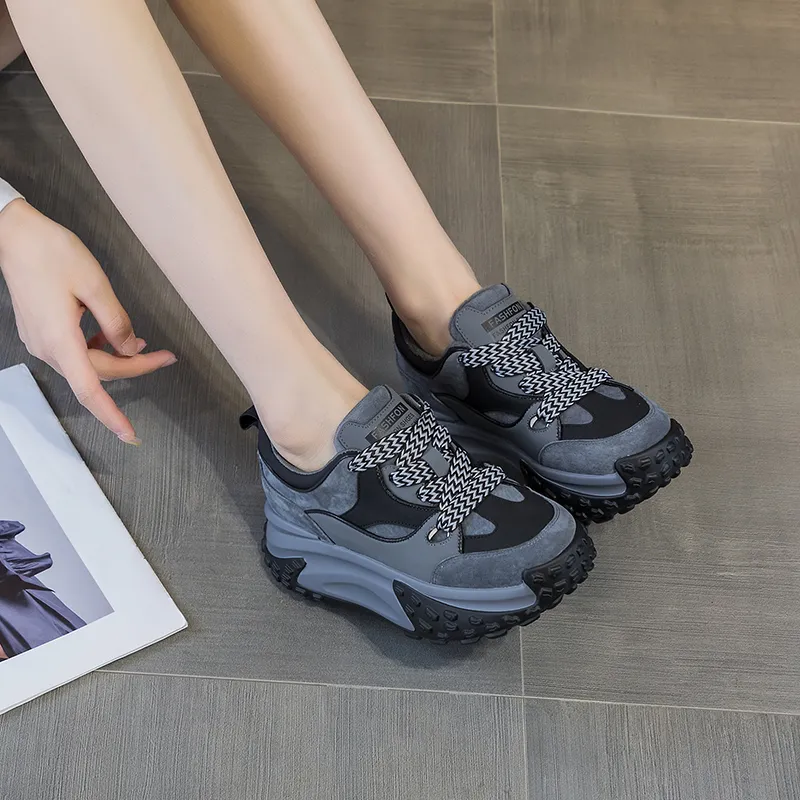 The Mystery Of Glamour Cushioning Low Top Chunky Sneakers Women's-23