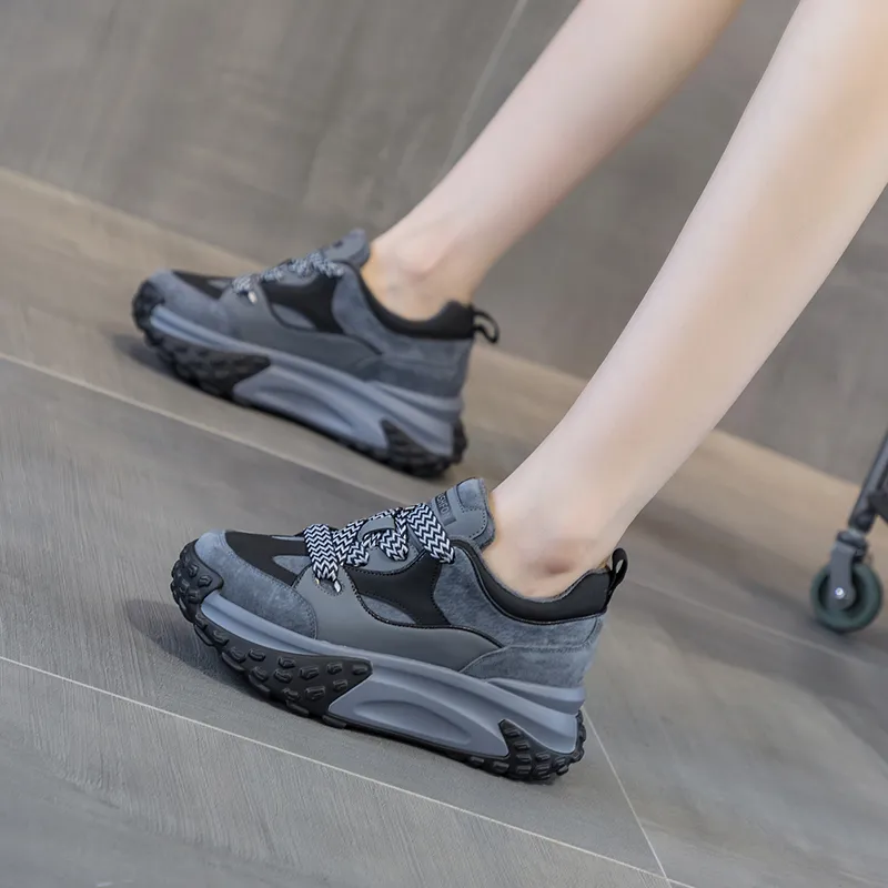 The Mystery Of Glamour Cushioning Low Top Chunky Sneakers Women's-10