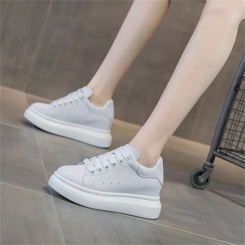 The Mystery Of Glamour Low-Top Casual Shoes Women's-15