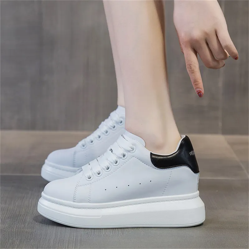 The Mystery Of Glamour Low-Top Casual Shoes Women's-6