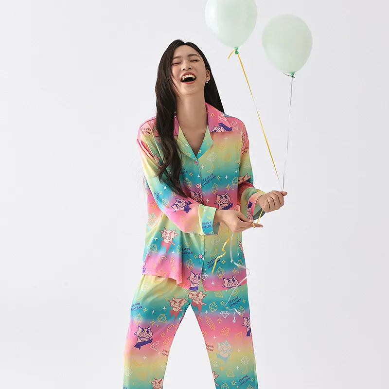 QINZUIMAO x Crayon Shinchan/ Pajama Set Women's Gift Box Set Neon-2
