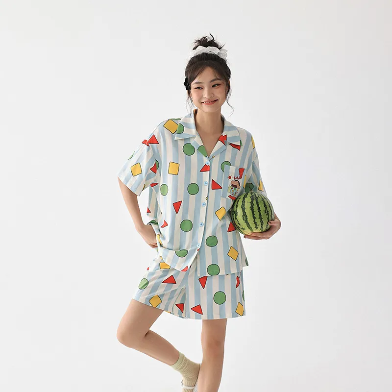 QINZUIMAO x Crayon Shinchan Pajama Set Women's-1