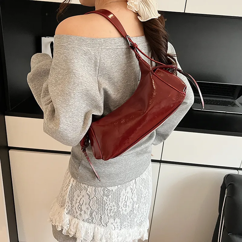 BAODIDAISHU PU Shoulder Bag Regular Women's White/Silver/Blue/Yellow/Red/Black/Denim Blue-31