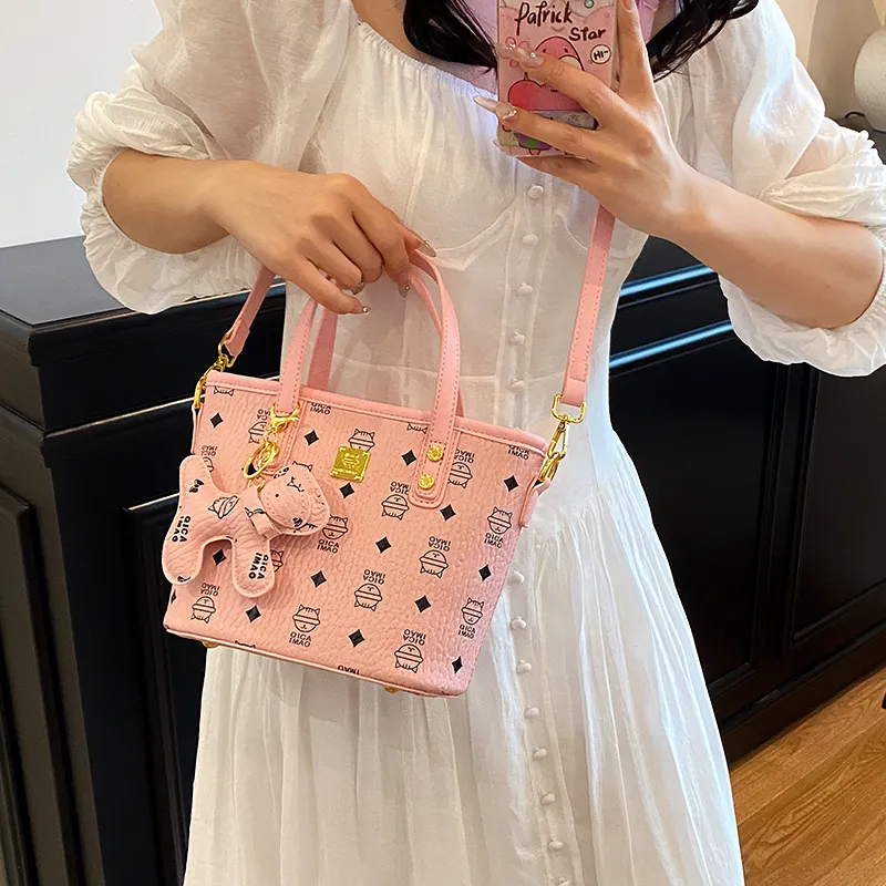 BAODIDAISHU PU Handbag Women's Ecru/Beige/Yellow/Pink-23