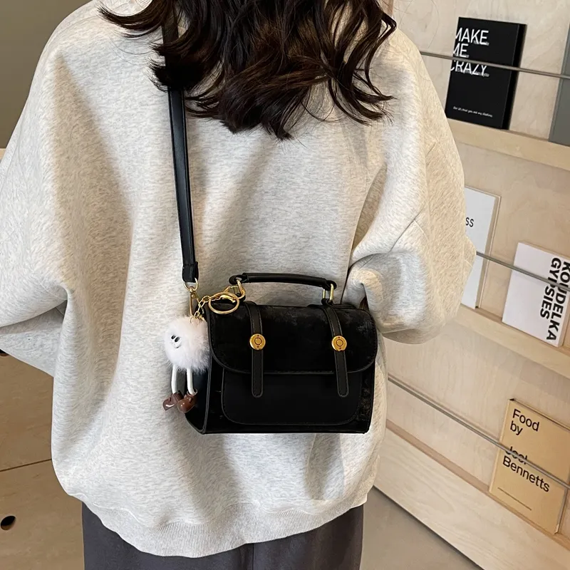 BAODIDAISHU PU Crossbody Bag Regular Women's Black Pink Khaki Ecru-19